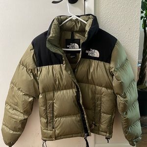Women’s 1996 Retro Nuptse Jacket - Sage and Black, 600 Fill Down